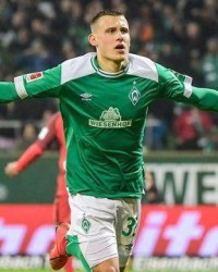  卡尔斯鲁厄提前保级成功，德甲升降级形势渐明朗