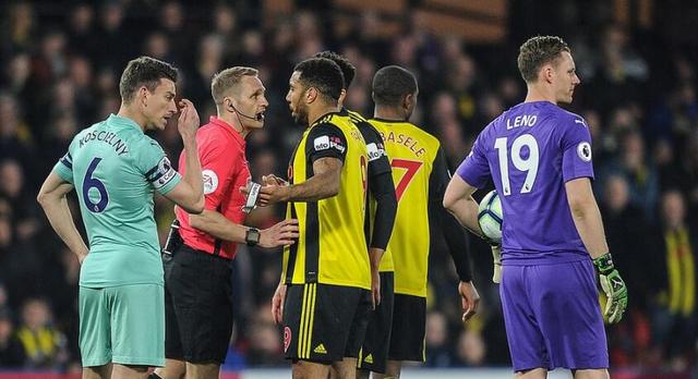  摩德纳防守端铁桶阵成型，零封对手收获赛季首次零封